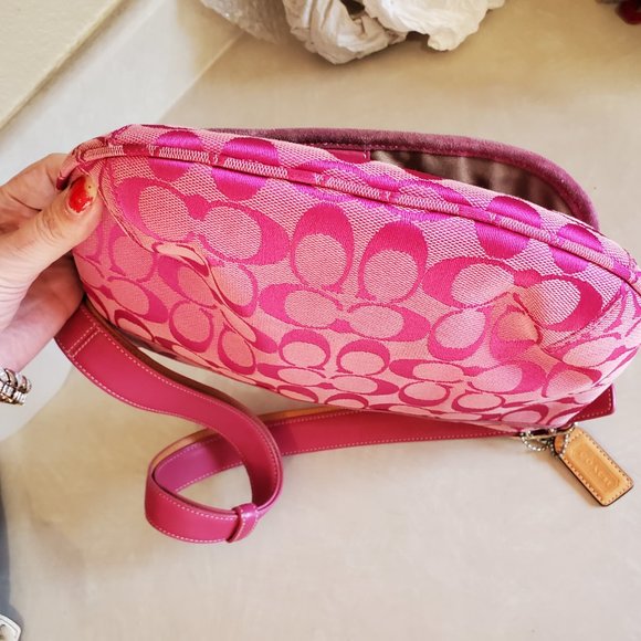 Vintage Rare Coach Pink Signature Shoulder Bag Purse - Picture 7 of 10